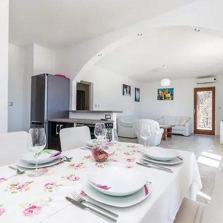 Amazing In With House Sea View Matulji