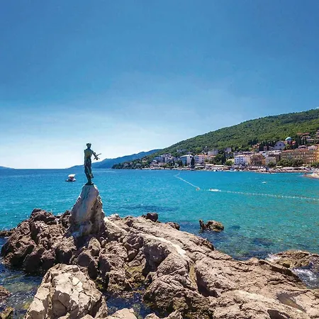 Amazing In With House Sea View Apartment *