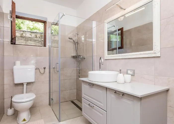 Amazing In With Wifi Apartment